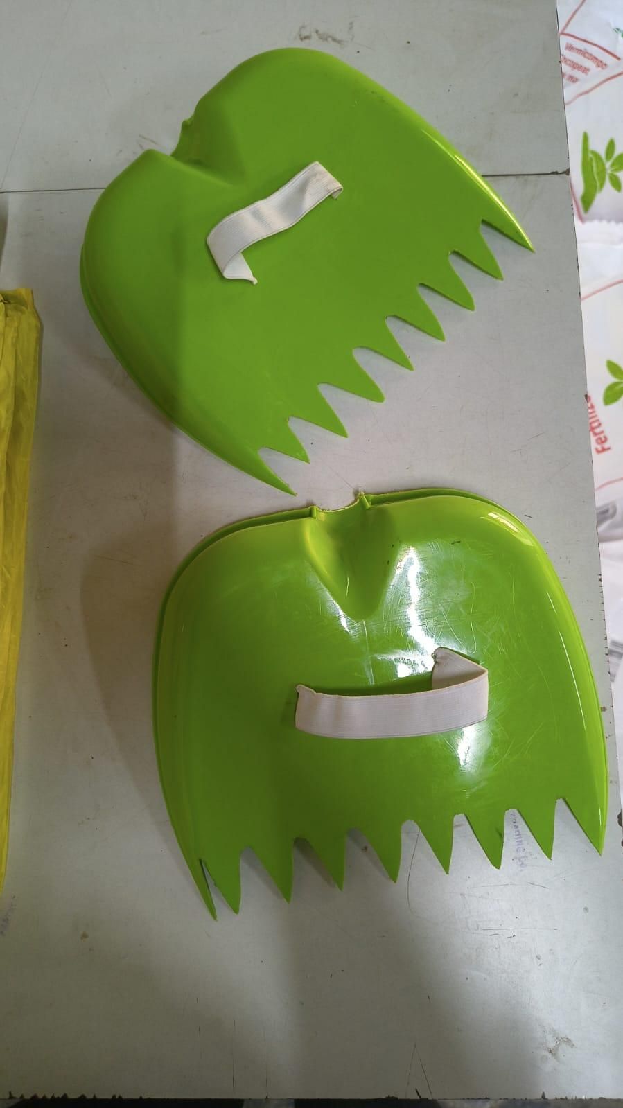 Leaf Scoops Hand Rakes 2 Pcs i6r2ja-hp