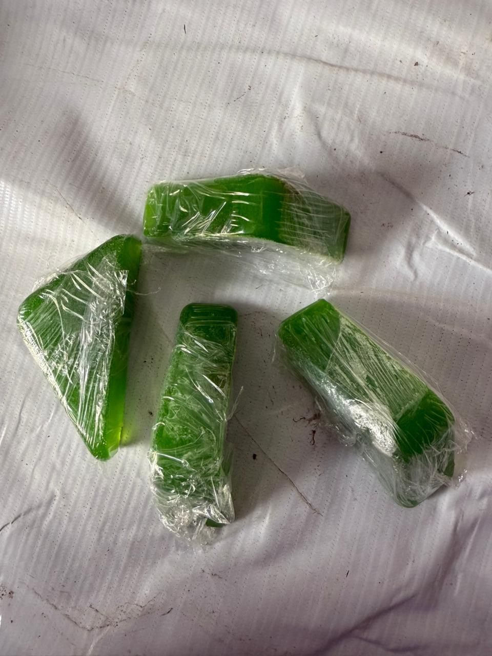 Natural Shampoo Bar For Strengthening Hair? BUY 2 GET 2 FREE! ? i6r2ja-hp